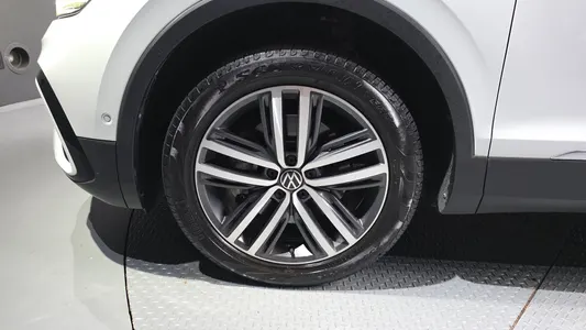 Volkswagen 티구안 올스페이스 2.0 TSI 2023 5