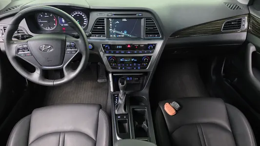 Hyundai LF 1.7 2015 7