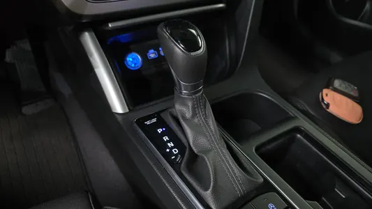 Hyundai LF 1.7 2015 9