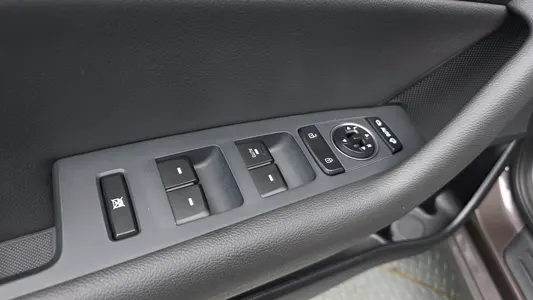 Hyundai LF 1.7 2015 11
