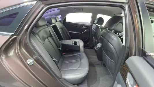 Hyundai LF 1.7 2015 18