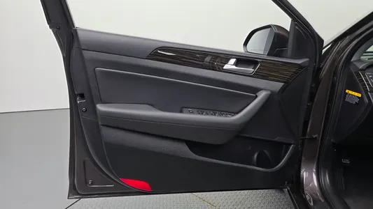 Hyundai LF 1.7 2015 24