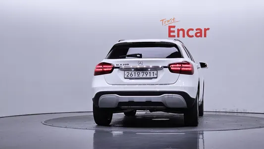 Mercedes-Benz GLA-Class X156 GLA220 2019 4