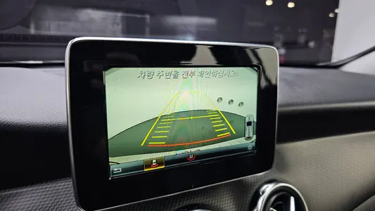 Mercedes-Benz GLA-Class X156 GLA220 2019 15