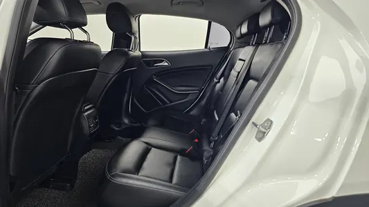 Mercedes-Benz GLA-Class X156 GLA220 2019 26