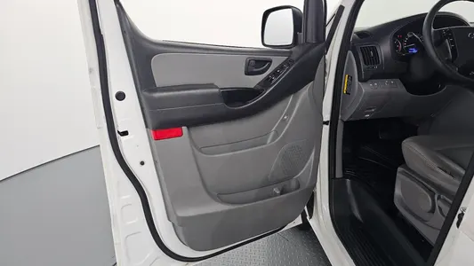 Hyundai 그랜드 스타렉스 3 2018 26