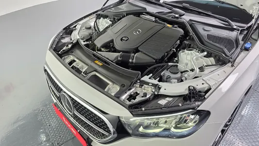 Mercedes-Benz E-Class W214 E200 AMG Line 2026 6