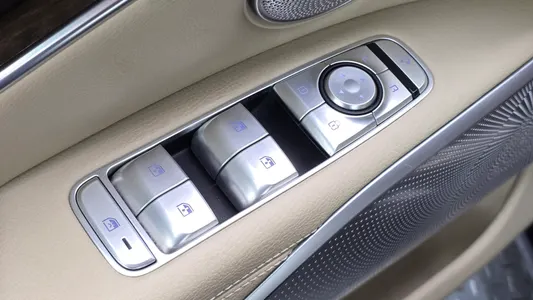 Kia K9 3.3 GDI AWD 2020 37