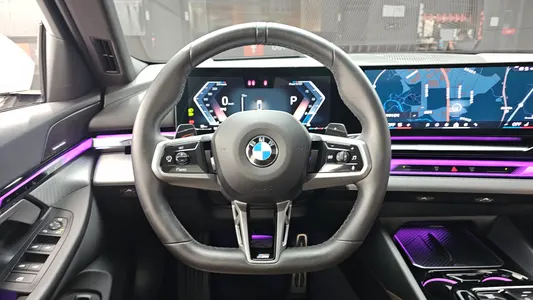 BMW 5 Series (G60) 523d M 2024 12