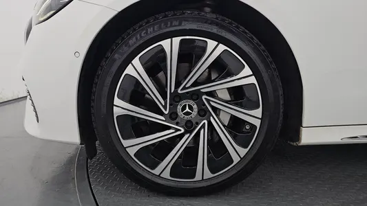 Mercedes-Benz E-Class W214 E300 4MATIC 2024 4