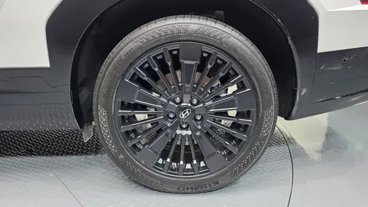 Hyundai (MX5) HEV 1.6 4WD 2024 21
