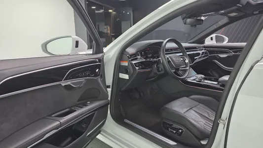 Audi A8 (D5) 50 TDI 2023 10