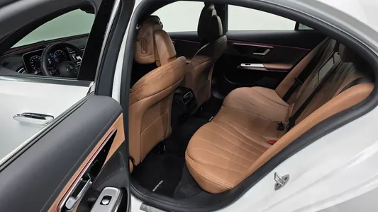 Mercedes-Benz E-Class W214 E200 AMG Line 2026 12
