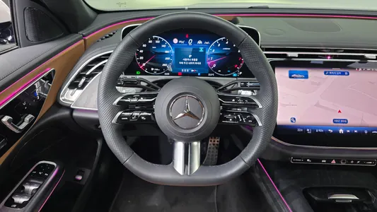 Mercedes-Benz E-Class W214 E200 AMG Line 2026 13