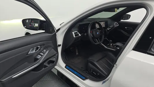 BMW M3 (G80) M3 M xDrive 2025 10