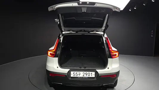 Volvo XC40 T4 R- 2018 20