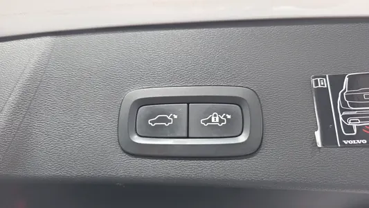 Volvo XC40 T4 R- 2018 30