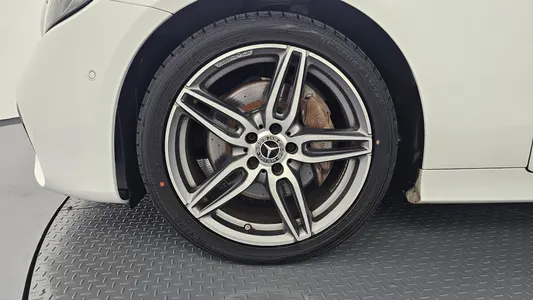 Mercedes-Benz E-Class W213 E220d 2019 5