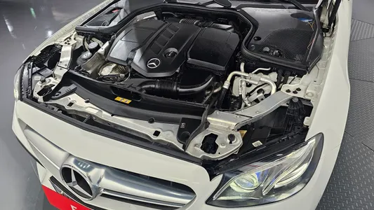 Mercedes-Benz E-Class W213 E220d 2019 6