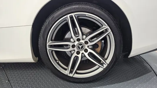 Mercedes-Benz E-Class W213 E220d 2019 21