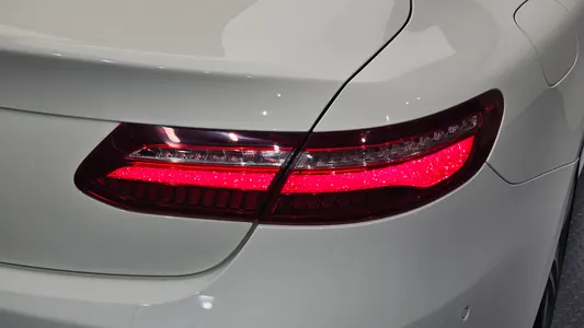 Mercedes-Benz E-Class W213 E220d 2019 23