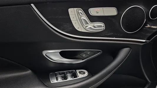 Mercedes-Benz E-Class W213 E220d 2019 30