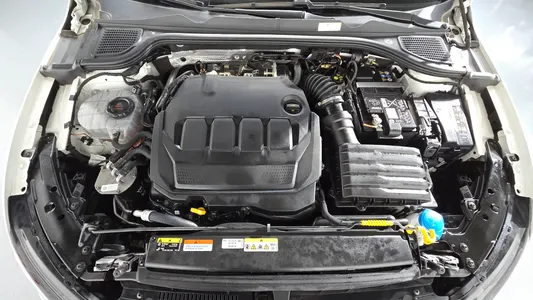Volkswagen 8 2.0 TDI 2024 5