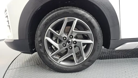 KG Mobility 티볼리 1.5 2WD 2023 5