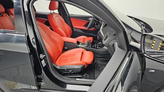 BMW 1 Series (F40) 120i M 2021 10