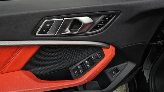 BMW 1 Series (F40) 120i M 2021 16