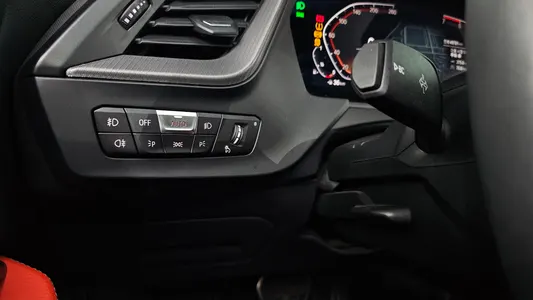 BMW 1 Series (F40) 120i M 2021 18