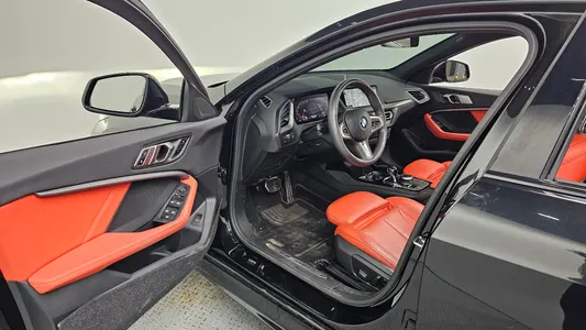 BMW 1 Series (F40) 120i M 2021 26