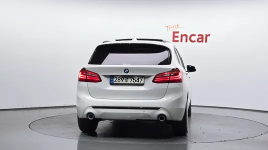BMW 2 Series Tourer (F45) 2021 4