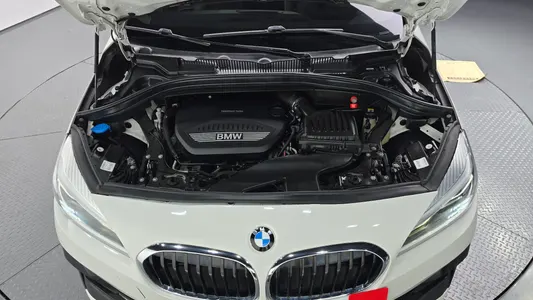 BMW 2 Series Tourer (F45) 2021 6