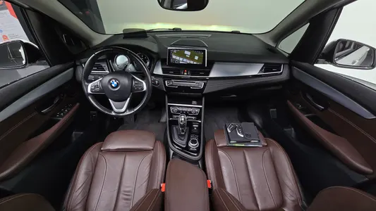 BMW 2 Series Tourer (F45) 2021 7