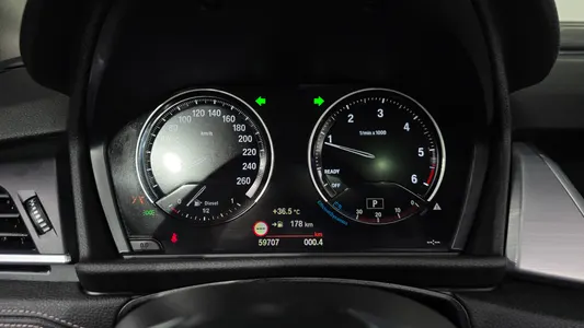BMW 2 Series Tourer (F45) 2021 8
