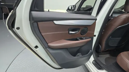 BMW 2 Series Tourer (F45) 2021 25