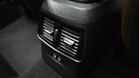 BMW 2 Series Tourer (F45) 2021 32