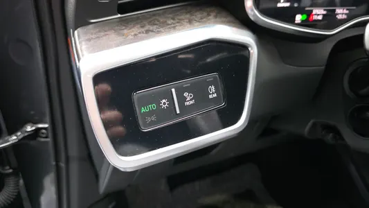 Audi A6 (C8) 50 TDI 2021 31