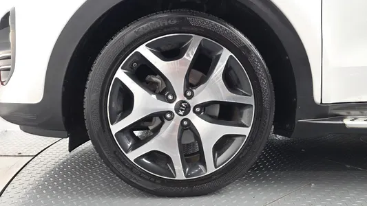 Kia 4 2.0 2WD 2015 5