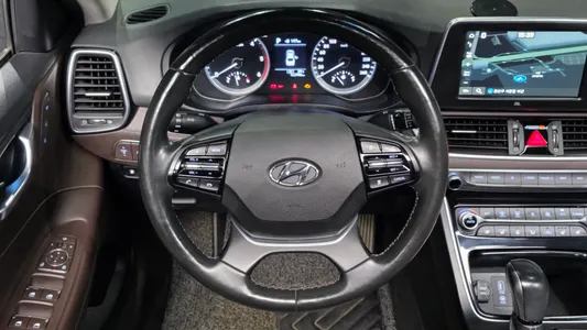 Hyundai IG 2.2 2017 16