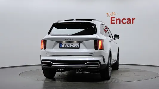 Kia 4 HEV 1.6 2WD 2022 4