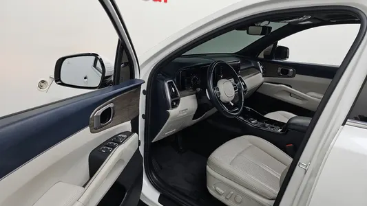 Kia 4 HEV 1.6 2WD 2022 10