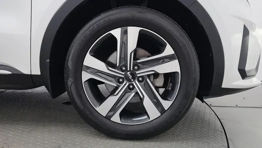 Kia 4 HEV 1.6 2WD 2022 21