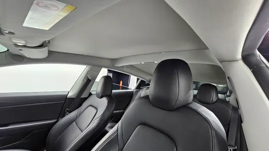 Tesla 3 RWD 2020 19
