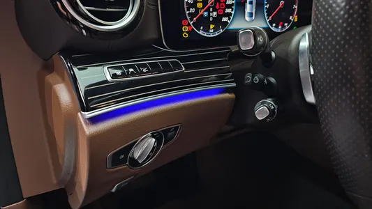 Mercedes-Benz E-Class W213 E400 4MATIC 2018 16