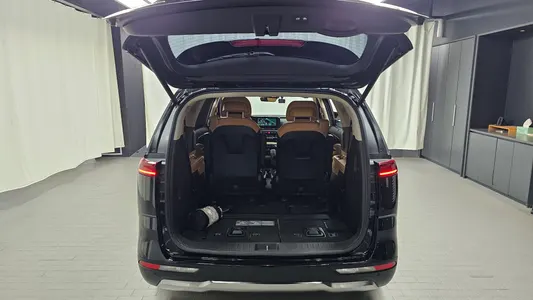 Kia Carnival 7 2023 16