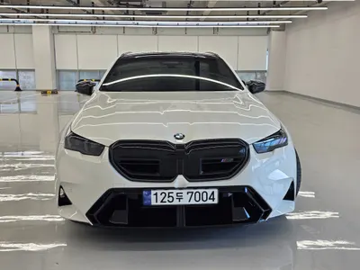 BMW M5 (G90) M5 2026