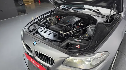 BMW 5 Series (F10) 520d xDrive 2015 6