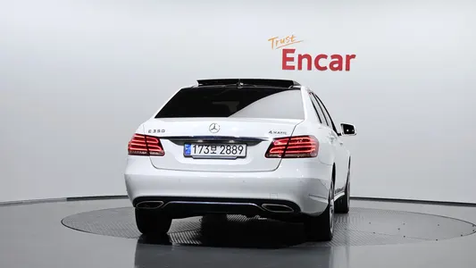 Mercedes-Benz E-Class W212 E350 4MATIC 2014 4